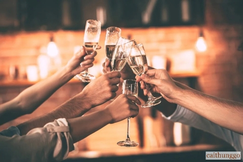 Bí mật về Champagne cho mùa lễ hội từ một Sommelier chuyên nghiệp