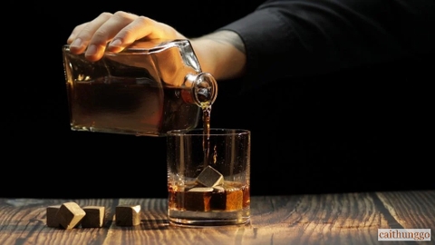 Những món quà Giáng sinh (và Tết) mà tín đồ Whisky thực sự KHÔNG muốn nhận