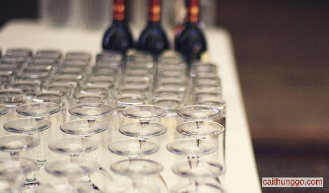 Khám Phá Văn Hóa Thử Rượu Vang: Từ Vui Vẻ Đến Tinh Tế