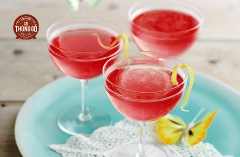 Cosmopolitan thức uống hấp dẫn dành cho những cô nàng hiện đại cá tính.