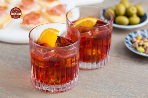 Món Cocktail Negroni là đồ uống cổ điển từ rượu Gin.