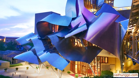 Marqués de Riscal, Rioja, Tây Ban Nha, được thiết kế bởi kiến trúc sư Canada Frank O. Geh