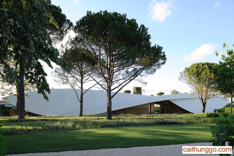 Château Cheval Blanc, St Emilion, Bordeaux, được thiết kế bởi Christian de Portzamparc