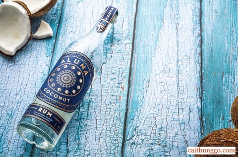 Aluna Coconut Rum