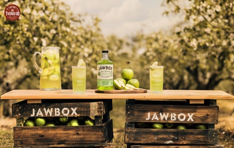 Jawbox ra mắt liqueur gin táo và gừng