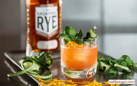  Elderflower Old Fashioned
