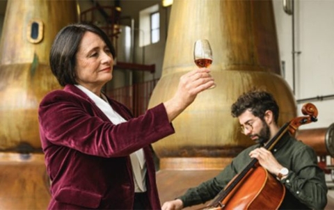 The GlenDronach kết hợp cùng nhà soạn nhạc Rob Lewis