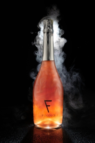 Rượu Vang Nổ Tây Ban Nha Fogoso Rosa Có Đèn 750ml G