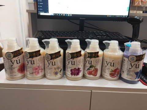 Sữa tắm cao cấp YU cho chó mèo thú cưng Yú 400ml