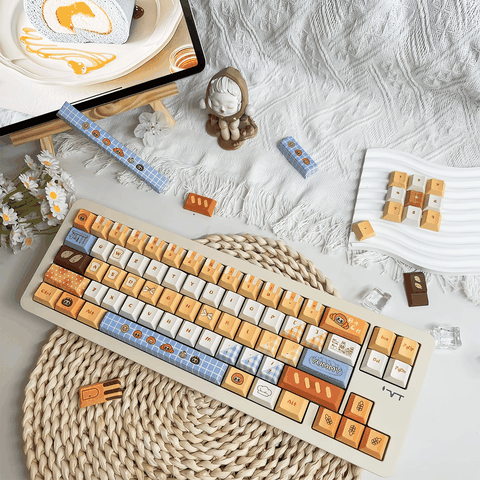 Keycap Labubu PBT Dye-sub Cherry Profile