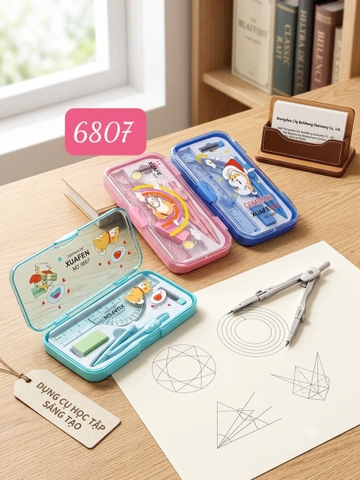 Bộ Compa Chì Bấm, Thước Gôm 6807 (12 Bộ/Hộp; 18 Hộp/Thùng)