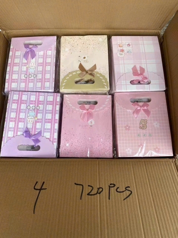 Túi Quà Giấy Số 4 (21x16x7,8) (12 Cái/ Bịch; 60 Bịch/ Thùng)