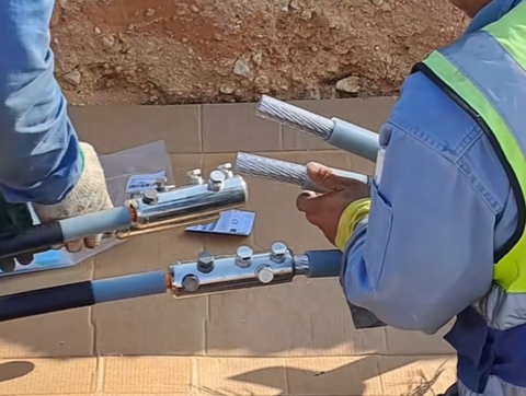 Ống nối siết ốc trung-hạ thế GLL