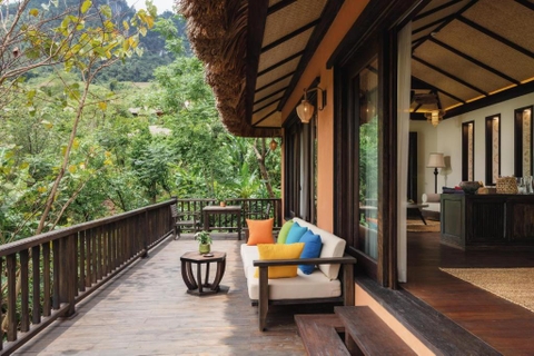 Bauhinia Mountain Suite