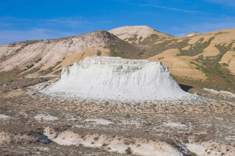 7 Ngày Phiêu Lưu Tại Boszhira & Mangystau – Vẻ Đẹp Hoang Sơ Bất Tận