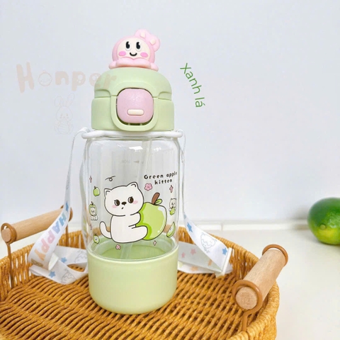 Bình hút nước Honper HK2503 cho bé 650ml (màu ngẫu nhiên)