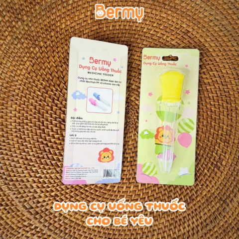 Dụng cụ uống thuốc bóp tay Bermy (màu ngẫu nhiên)