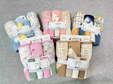 Set 3 Ủ + 3 Khăn Mặt cao cấp Duck Duck (71x71cm & 22x22cm) màu ngẫu nhiên