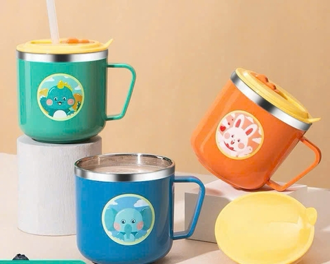 Cốc tập uống hình thú dễ thương màu ngẫu nhiên (ruột inox 304, vỏ nhựa, ống hút silicone)