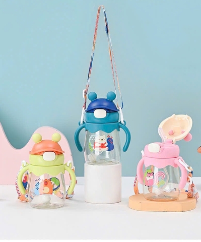 Bình nước tập uống tai gấu có tay cầm Zhibo cao cấp cho bé (mẫu ngẫu nhiên)