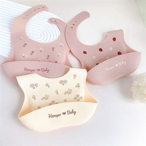 Yếm ăn dặm Silicon Honper cho bé HK2317 (màu ngẫu nhiên)