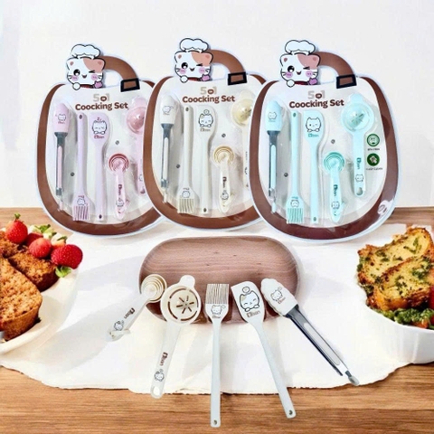 Bộ dụng cụ chế biến đồ ăn dặm 5in1 Misan