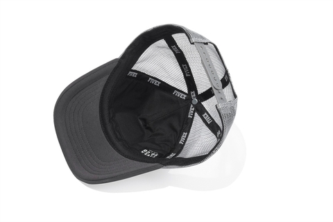 FIVEX TRUCKER ON THE ROAD