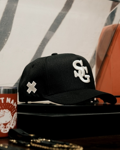 FIVEX SG A-FRAME CAP - BLACK/WHITE