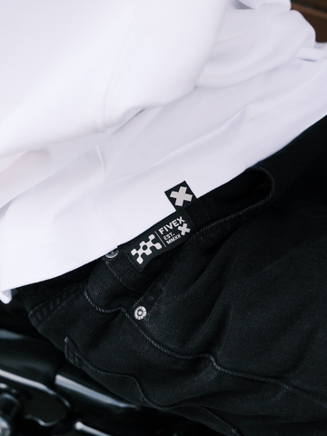 FIVEX STRAIGHT JEANS - BLACK