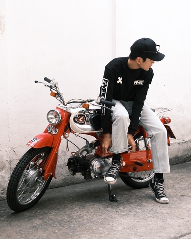 FIVEX LONG SLEEVE TEE -BLACK