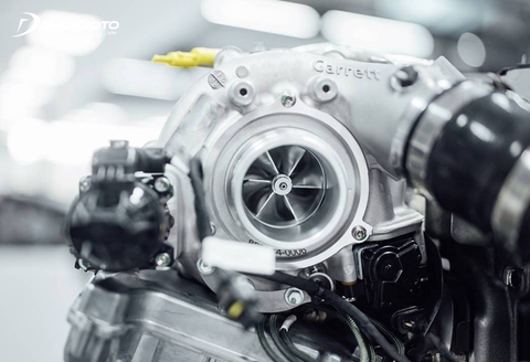🚀 Động Cơ Turbocharged (Tăng Áp) Trên Xe Thương Mại: Từ Lịch Sử Đến Tương Lai Của Hiệu Suất