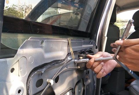 🆘 Lỗi Cửa Hít Bị Kẹt: Tổng Hợp Nguyên Nhân, Cách Sửa Chữa Chi Tiết