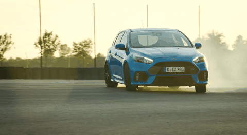 🚗 Chế Độ Lái Xe Tập Trung (Focus Driving Mode): Bảo Vệ Bạn Khỏi Kẻ Thù Số Một Của An Toàn Giao Thông