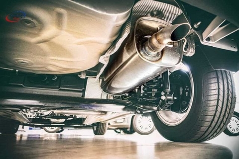 🚓 Phân Tích Pháp Lý Về Độ Ồn Khí Xả (Pô Xe) Ô Tô: Mức Decibel Tối Đa và Quy Định Về Độ Pô Tại Việt Nam