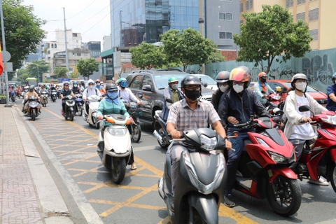 🚗 Giảm Kẹt Xe Bền Vững: Giải Pháp Định Giá Đường (Congestion Pricing) – Cơ Chế, Thách Thức và Tiềm Năng