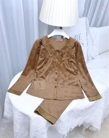 Y620C Nhung Tuyết tam giác tay dài NÂU nơ cổ bướm