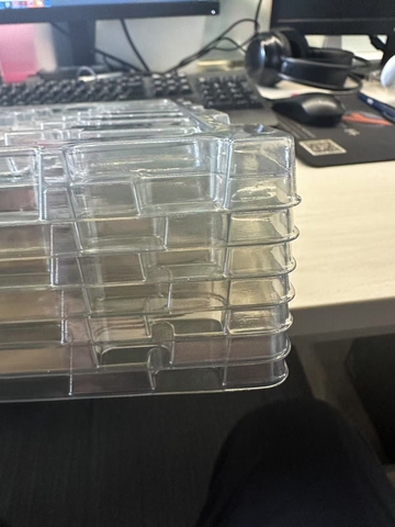 sản xuất khay nhựa định hình PET