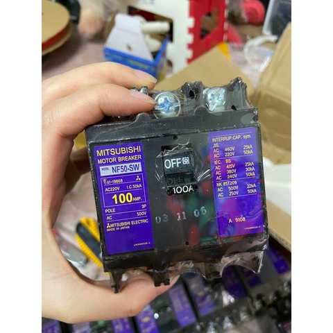 Aptomat 100a xác bé. hàng nhật bãi át 100a