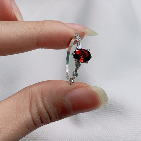 Nhẫn Princess Garnet De Luna