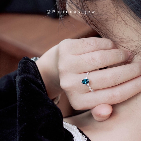 Nhẫn Princess Topaz London De Luna