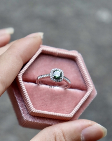 Nhẫn Osis Moissanite Xanh full KĐ GRA De Luna