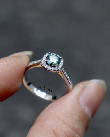 Nhẫn Osis Moissanite Xanh full KĐ GRA De Luna