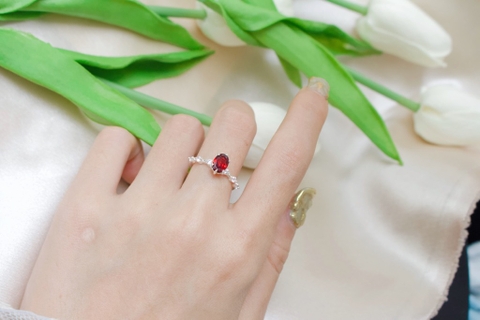 Nhẫn Princess Garnet De Luna