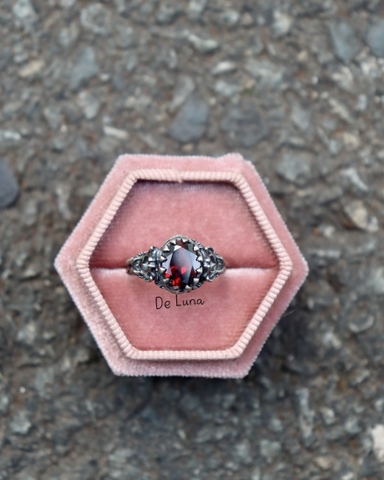 Nhẫn Cổ Điển Đá Thiên Nhiên De Luna Jewelry