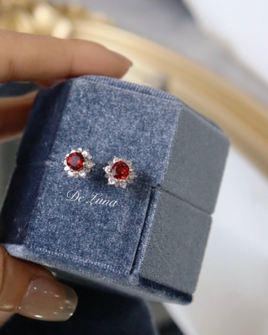 Bông Tai Đá Garnet Cách Điệu Chuôi Đẩy De Luna