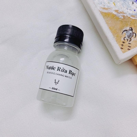 Nước Rửa Làm Sáng Bạc De Luna