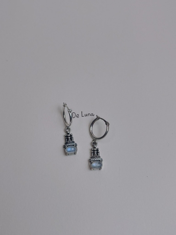 Bông Tai Treo Castle Moonstone