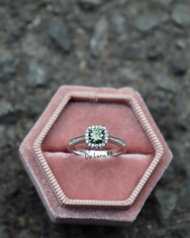 Nhẫn Osis Moissanite Xanh full KĐ GRA De Luna