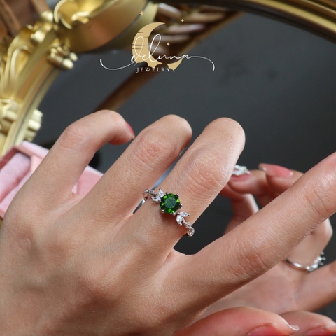 Nhẫn Poseidon Đá Diopside De Luna