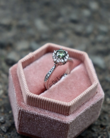 Nhẫn Wing Moissanite Xanh De Luna